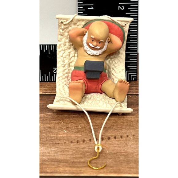 1989 HALLMARK KEEPSAKE ORNAMENT QX409-2 TV BREAK SANTA HAMMOCK ALL MY REINDEER - Picture 4 of 8